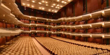 The Hall That Doubled a Symphony: Benaroya’s Transformation of Seattle’s Musical Life