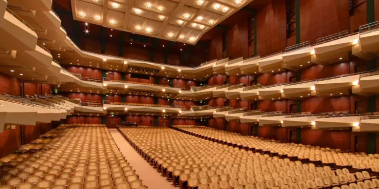 The Hall That Doubled a Symphony: Benaroya’s Transformation of Seattle’s Musical Life