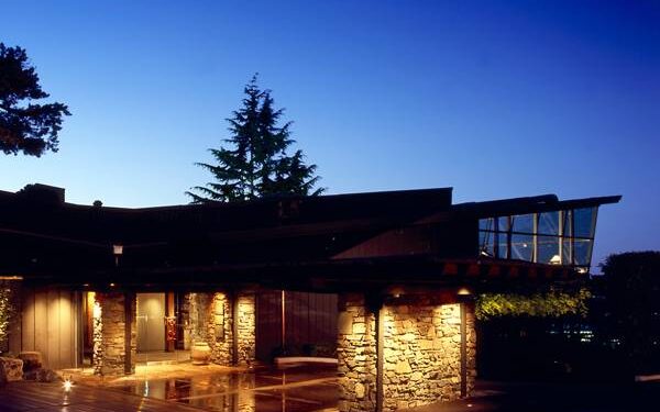 Seattle’s Five-Star Restaurants: An Editorial Guide to the City’s Finest Tables
